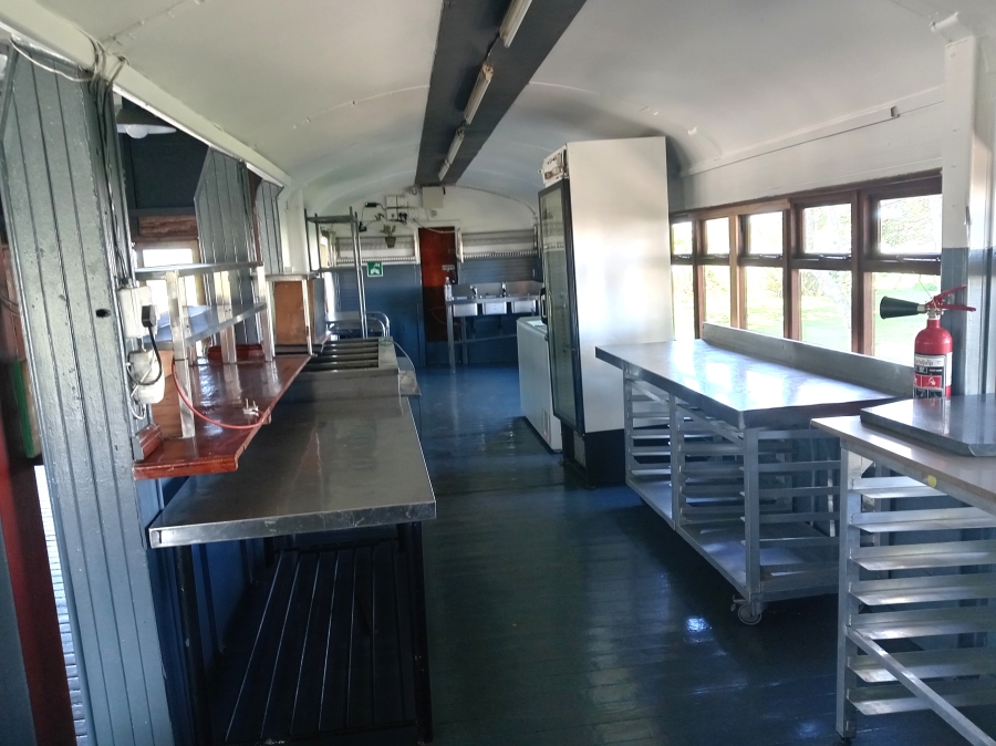 To Let Commercial Property for Rent in Kraaibosch Western Cape